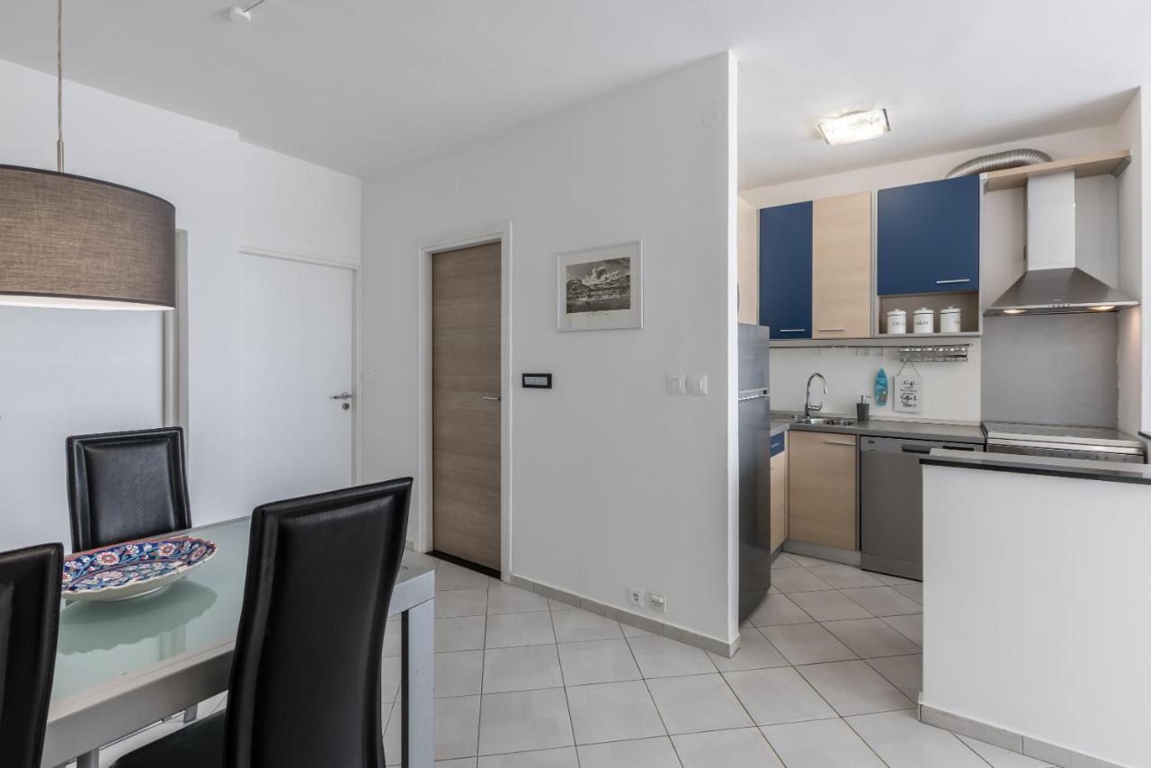 Sundowners Apartment, 52Qm, Double & Single Bed, 10 Min From Old Town Of سبليت المظهر الخارجي الصورة
