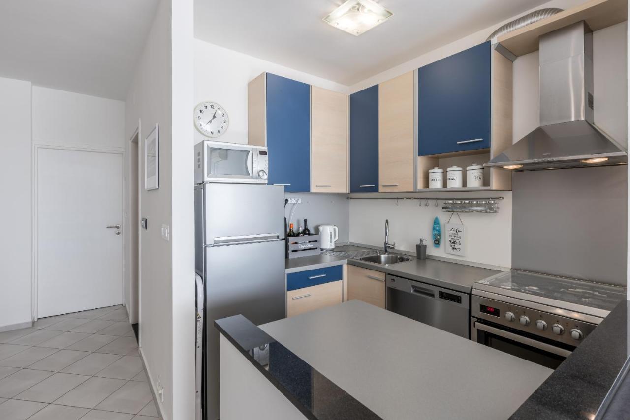 Sundowners Apartment, 52Qm, Double & Single Bed, 10 Min From Old Town Of سبليت المظهر الخارجي الصورة