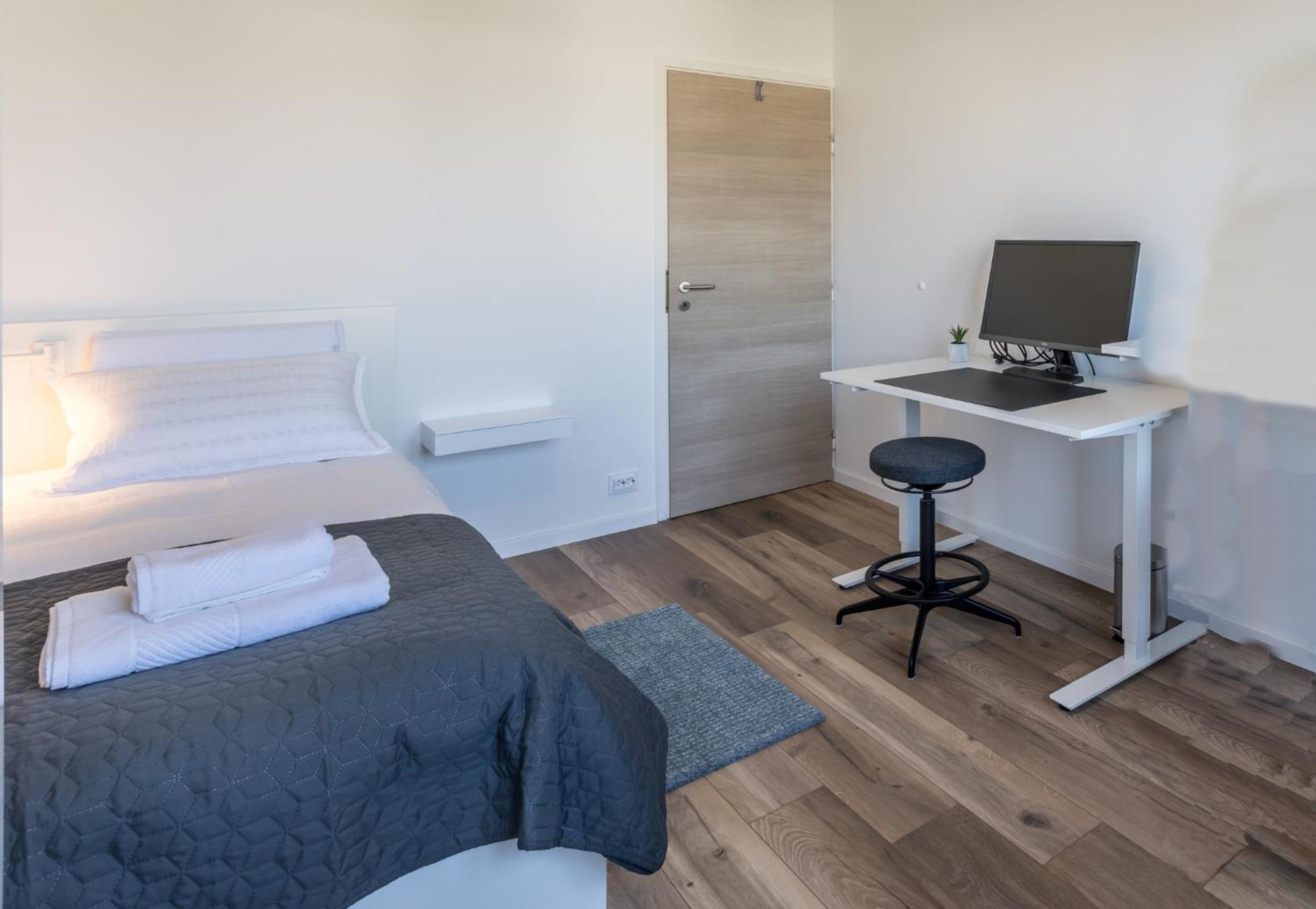 Sundowners Apartment, 52Qm, Double & Single Bed, 10 Min From Old Town Of سبليت المظهر الخارجي الصورة